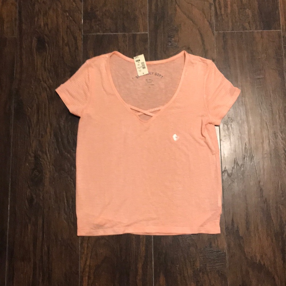 Tee shirt small